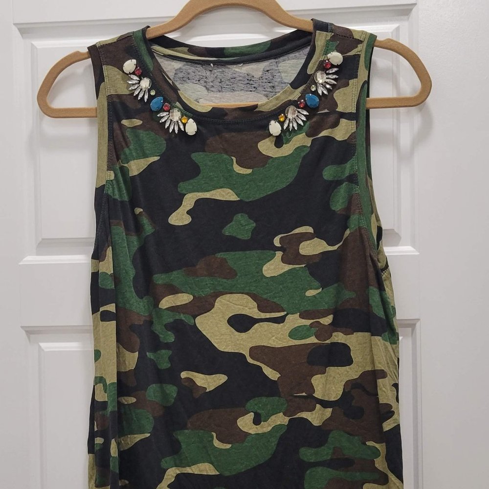 Camouflage rhinestone tank top
